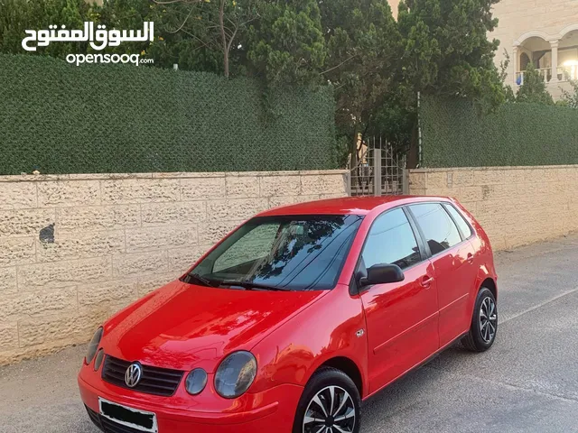 بولو 2005 اتوماتيك حجم المحرك 1400 فحص ممتاز رخصة وتأمين ساري المفعول موجوده بالخليل