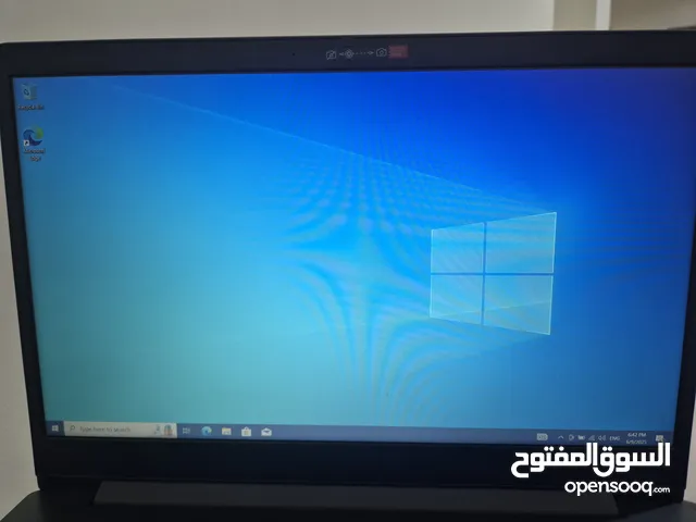 laptop Lenovo IdeaPad V15