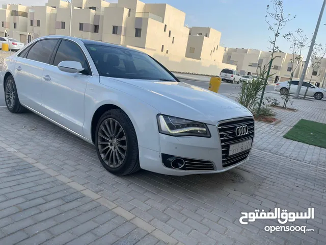 Audi A8 2012 in Al Madinah