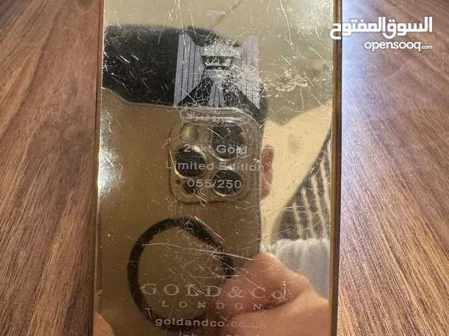 غطاء نادر لهاتف iPhone 5 مطلي بالذهب عيار 24 من Gold & Co London – إصدار العراق – رقم 050 من 250**