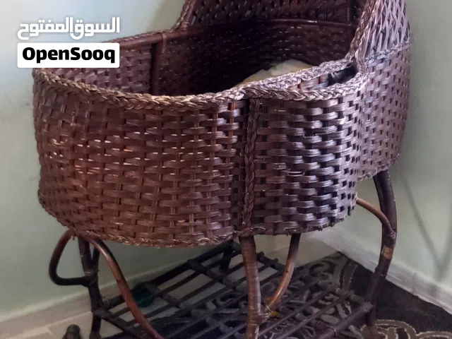 تخت أطفال من سنه إلى خمس سنين