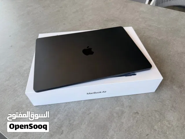 Apple MacBook Air M3 13.6  Midnight  8GB RAM  256GB SSD  Like New