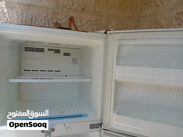 ثلاجة  نوع LG