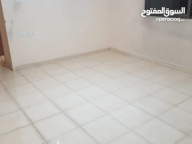 156 m2 4 Bedrooms Apartments for Sale in Zarqa Jabal Tareq