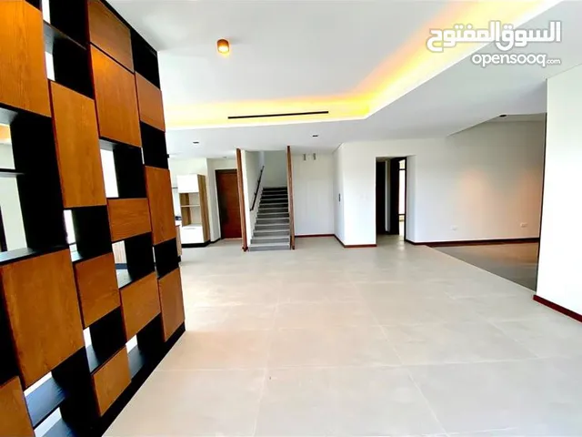 330 m2 3 Bedrooms Villa for Sale in Muharraq Diyar Al Muharraq