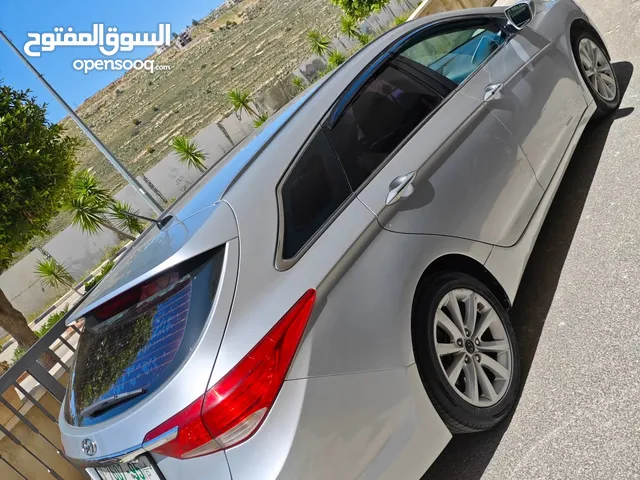 هونداي i40 ستيشن ديزل اقتصادية مميزة فل اوبشن للبيع تنازل فوري