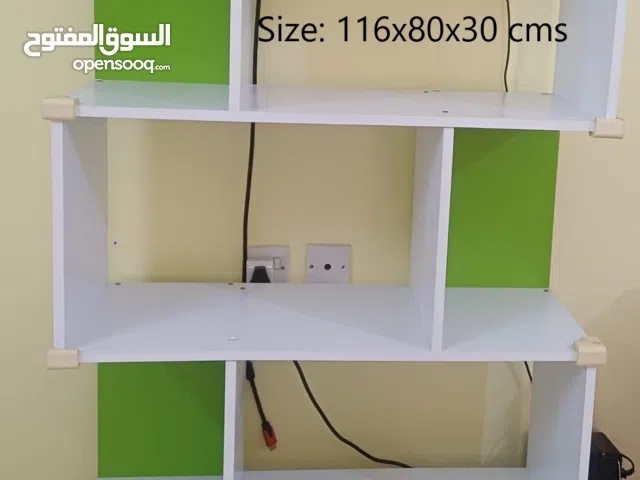 Book shelf / Display shelf