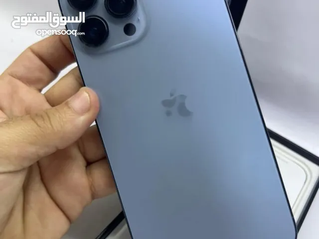 ايفون 13برو ماكس لون ازرق مع شاحن وكروتونه وجفرات