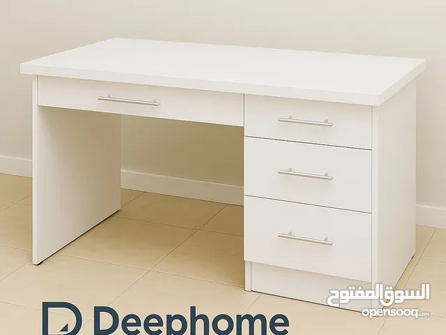 اختر مكتبك بعناية من تشكيلة Deep home الأنيقة، تصميم عملي، خامة فخمة، ومساحات تخزين تريح بالك! مكاتب