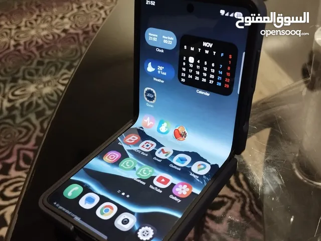 Samsung Galaxy Z Flip 7 512GB, excellent condition Galaxy watch Ultra