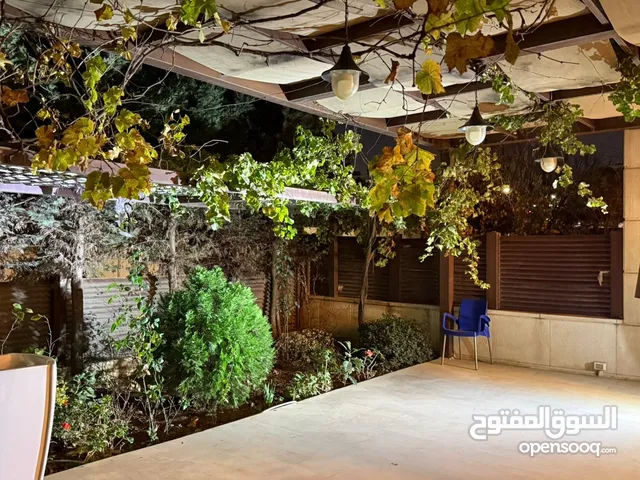 شقه ارضيه فاخره للبيع الجبيهه ابوالعوف مع الاثاث