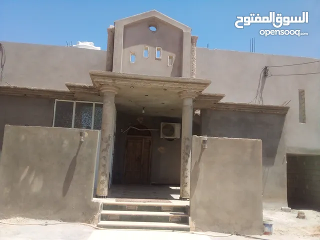 1000 m2 More than 6 bedrooms Townhouse for Sale in Gharyan Other