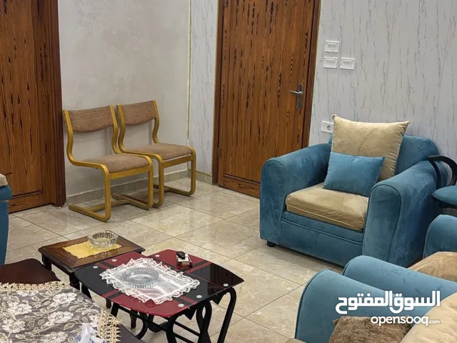 منزل طابقين للبيع