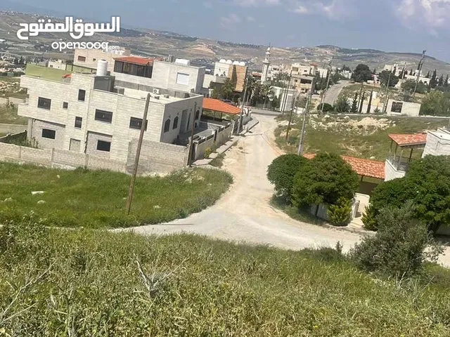 ارض سكن ج ابو نصير قرب شارع الاردن وقرب مستشفى الرشيد