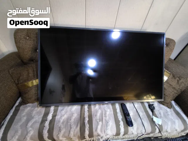 34.1" LG monitors for sale  in Najaf