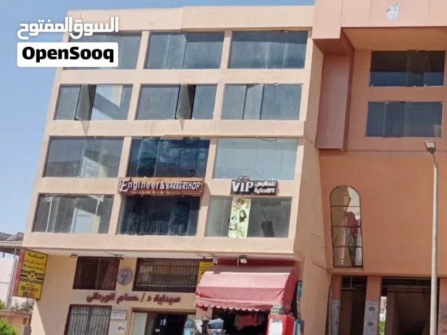 محل للبيع بالشروق بموقع متميز