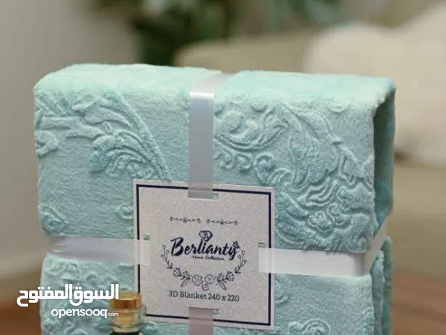 دفاية حفر بارز 3D سادة ظهر فرو قطعة واحدة سرير كبير مقاس 240*22 سعر