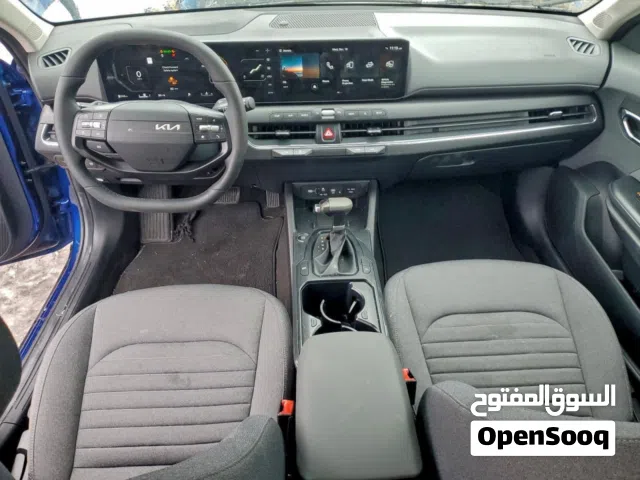 2025 كيا K4 EX