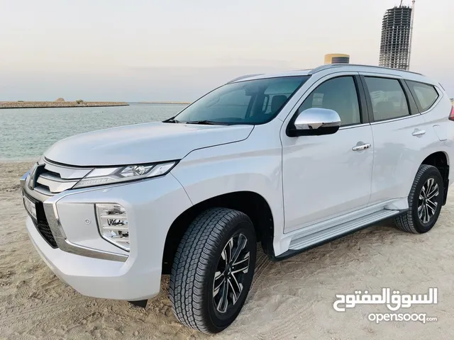 MITSUBISHI MONTERO SPORT 2021