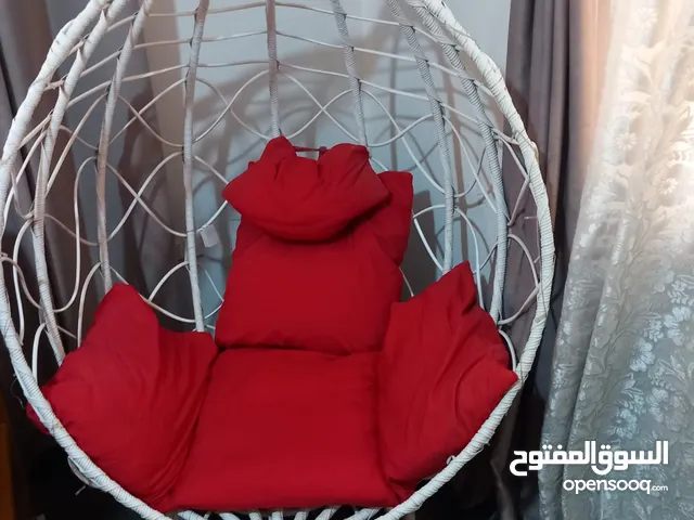 مرجيحه هزاز ومرايه مع رفوف للبيع