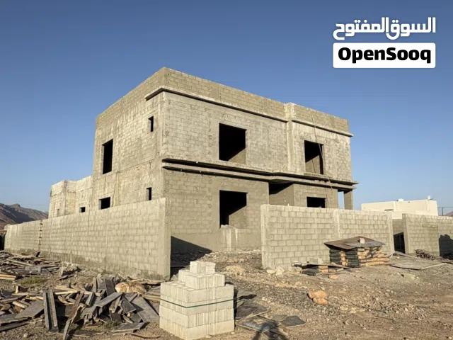 فيلا وشقة للبيع مكتمل الهيكل قيد الانشاء في حي التراث الجنوبي بموقع مميز