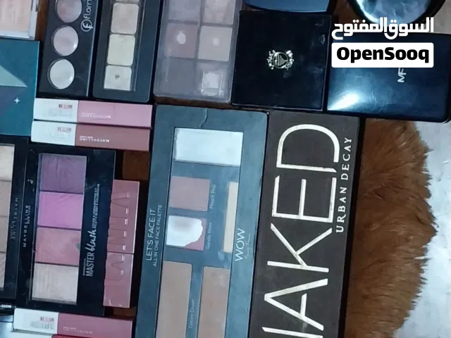 مكياج اصلي ماركات عالمية تستير مستعمل اشي خفيف