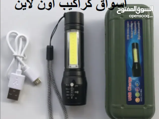مصباح يدوي تكتيكي صغير بتقنية LED مع إمكانية تكبير الضوء عالي الجودة