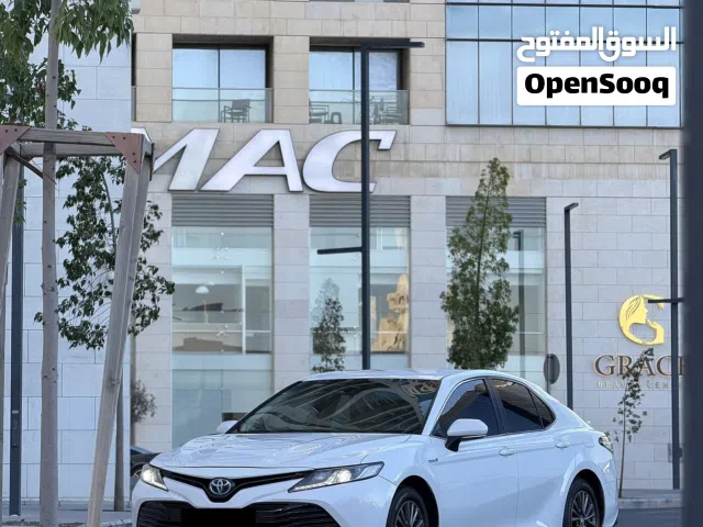 2019 تويوتا كامري LE