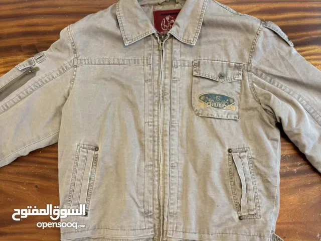 جاكيت زيتي فخم مقاس medium