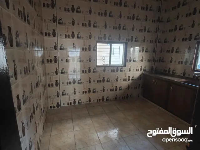 100 m2 3 Bedrooms Apartments for Sale in Zarqa Al Zarqa Al Jadeedeh