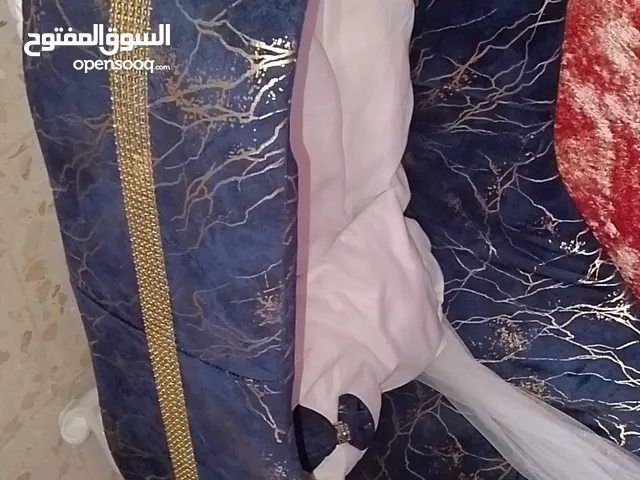 مستلزمات بيع للاطفال مستعمله بسعر رمزي للتواصل عالخاص ولايوجد خدمه توصيل