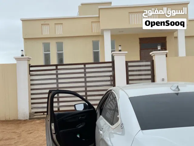 800 m2 2 Bedrooms Apartments for Rent in Dhofar Taqah