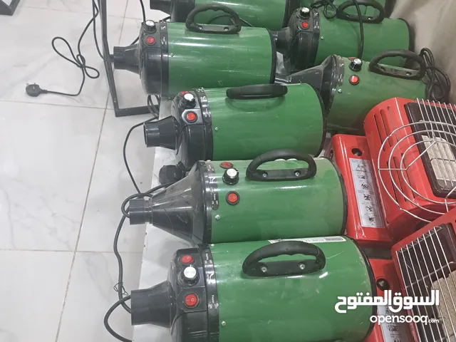 للبيع مجفف شعر حيوانات قطط وغيرها قوته 3800 واط السعر 200