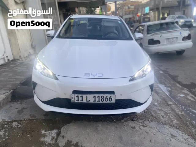 byd sel 05  موديل 2025 لون ابيض فول مواصفات 13 كامرة وفتحة