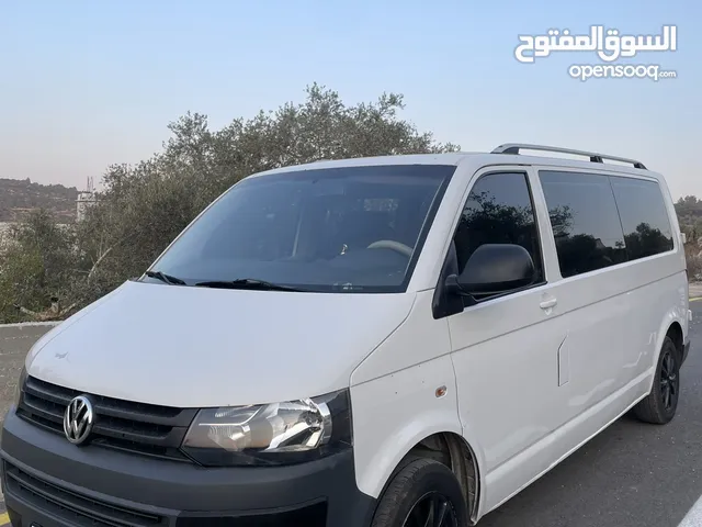 Used Volkswagen Caravelle in Ramallah and Al-Bireh