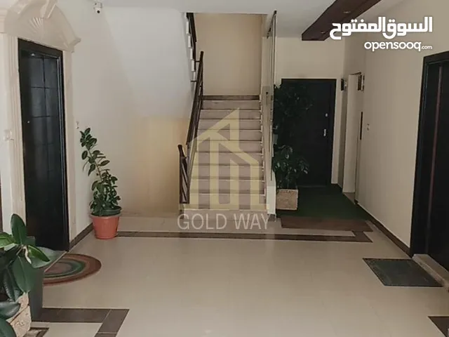 شقة طابق ثاني 135م للإيجار في أرقى مناطق عبدون/ ref 1395