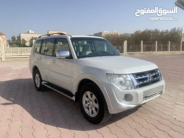 للبيع باجيرو 2012