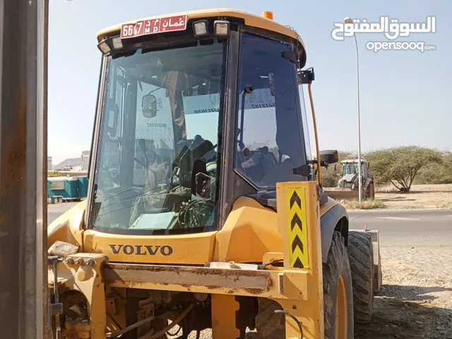 للبيع JCB