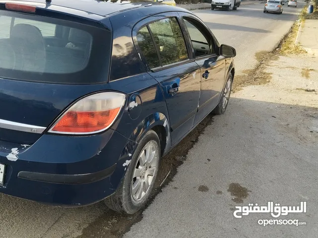 اوبل استرا 2006