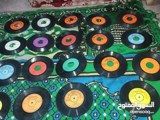 اسطوانات للبيع قديمه تراث يمني معا جهاز التشغيل الاسطوانات البيع الكمية كاملة النوع القديم