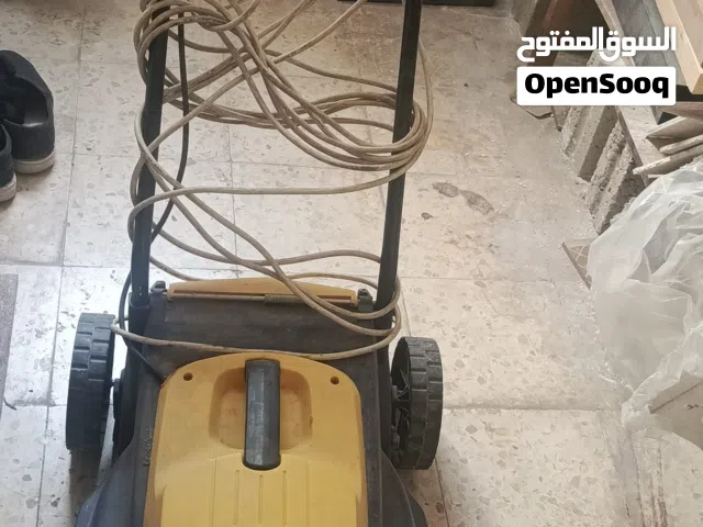 قصاصة العشب للبيع