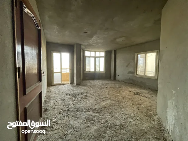 157 m2 3 Bedrooms Apartments for Sale in Giza 6th of October