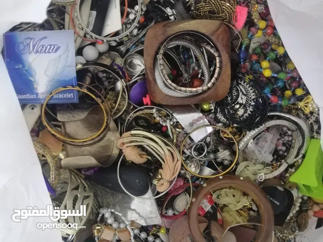 اكسسوارات مشكل اوروبي وامريكي بالكيلو