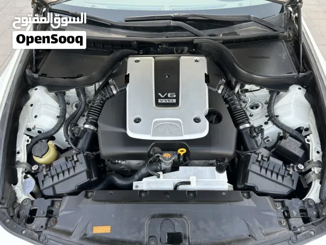 2011 إنفينيتي G37