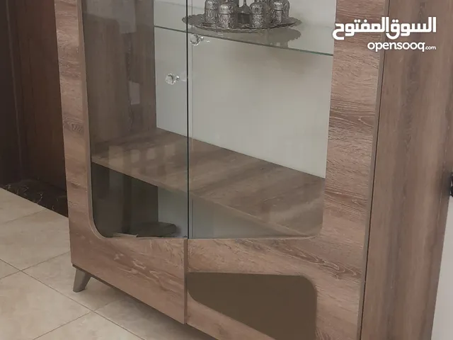 طاولة أكل + بوفيه للبيع