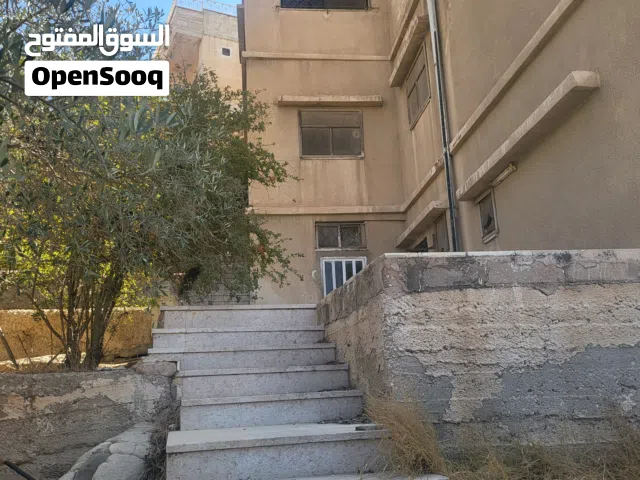 Building for Sale in Zarqa Hay Ma'soom