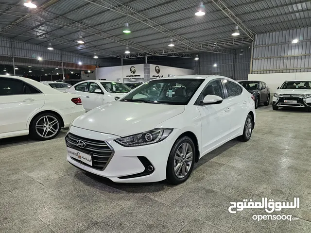 Used Hyundai Elantra in Northern Governorate