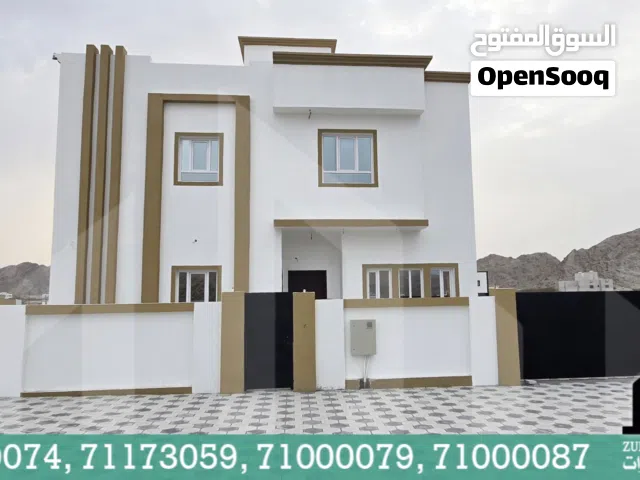 توين فيلا للبيع بالعامرات _ العتيكه علي الشارع العام المزدوج