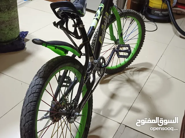 بسكليت بحاله شبه الجديد مستعمل بسعر مغري 40 دينار قابل للتفاوض بأشي بسيط عجل 20