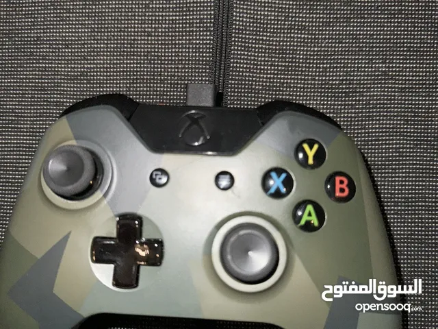 Used Xbox for only 5 days and good condition